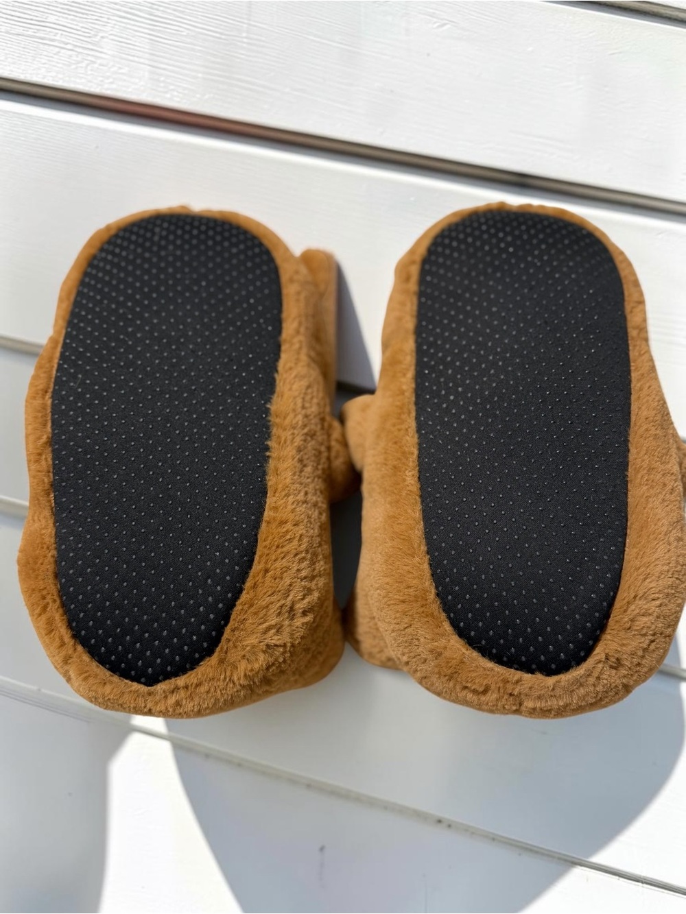 Aeropostale Teddy Bear Novelty Slippers Brown Fits ~ Woman large - Picture 3 of 9